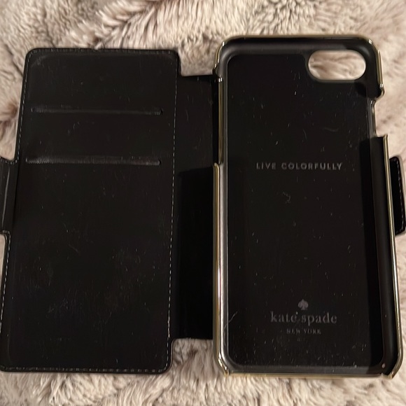 Kate Spade iPhone 6/7 camera look phone case! Super adorable! Brand new. - Picture 5 of 6